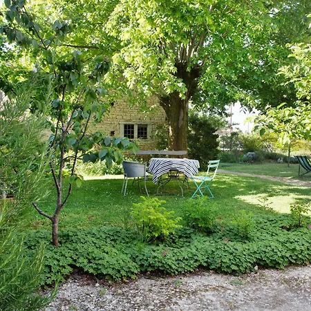 Bed and breakfast Idyl 2020 3*